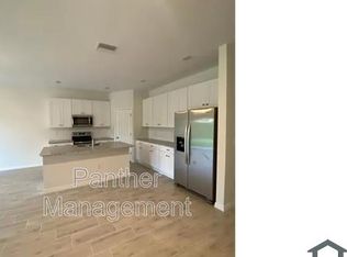 610 SE 4th Ter #610, Cape Coral, FL 33990