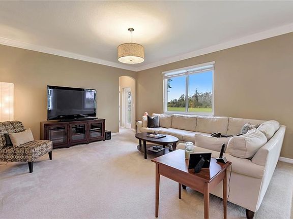 4th image of 9762 Mountain Lake Dr
