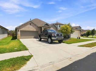 111 Rainmaker Cv, Bastrop, TX 78602