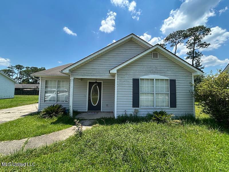1st image of 8313 Redstone Dr