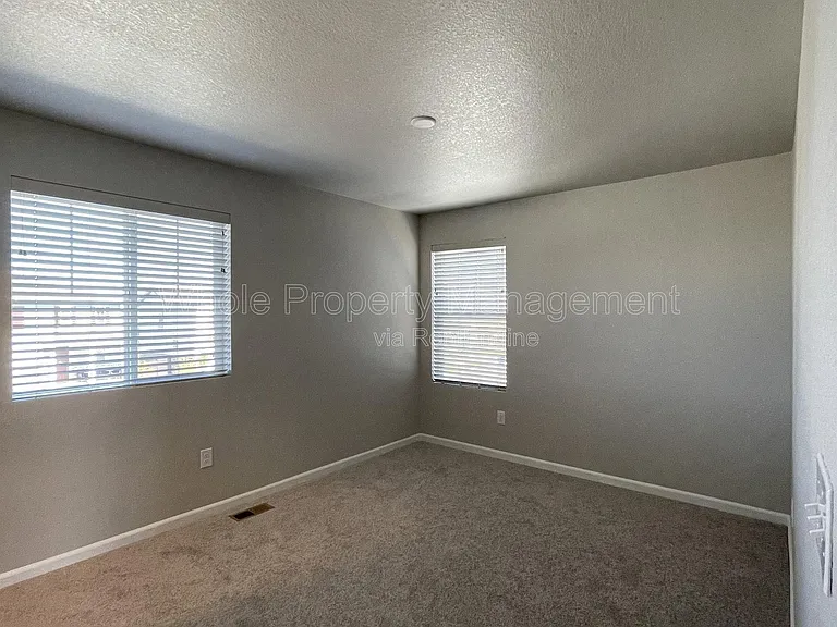 27226 E Bayaud Ave — Photo 16