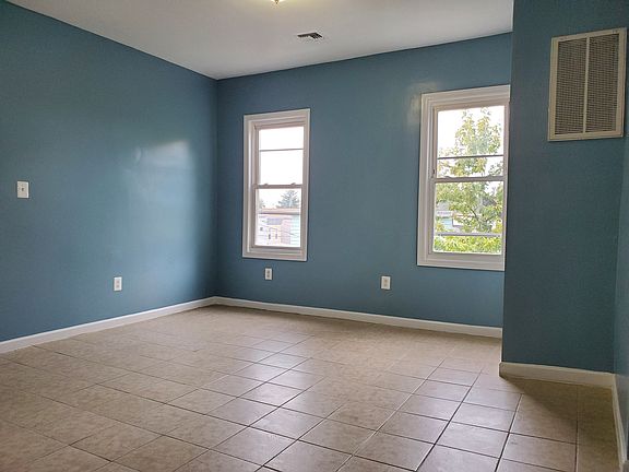 2nd image of 110 Williams Ave #31E