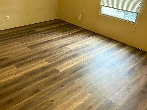 5th image of 807 Greenfield Ln #145
