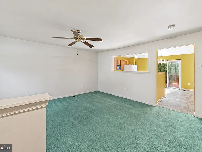 570 Highland Towne Ln — Photo 28