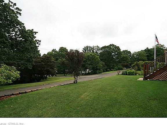 3rd image of 47 Keron Dr