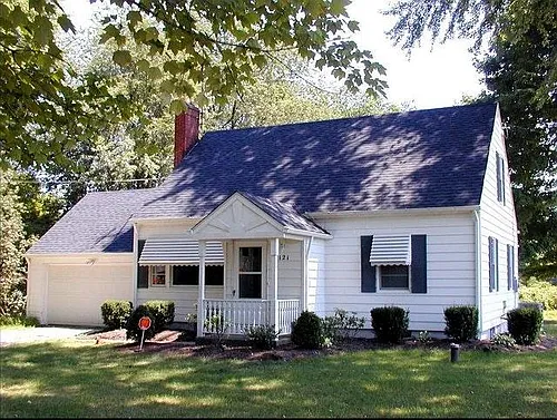 121 Hickory Rd Photo 1