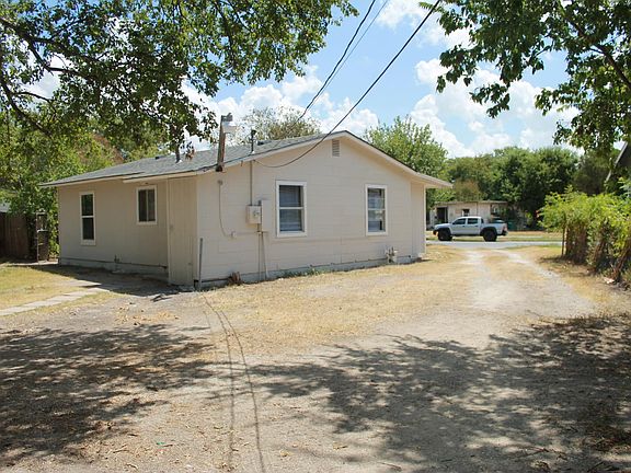 3rd image of 139 E Vestal Pl