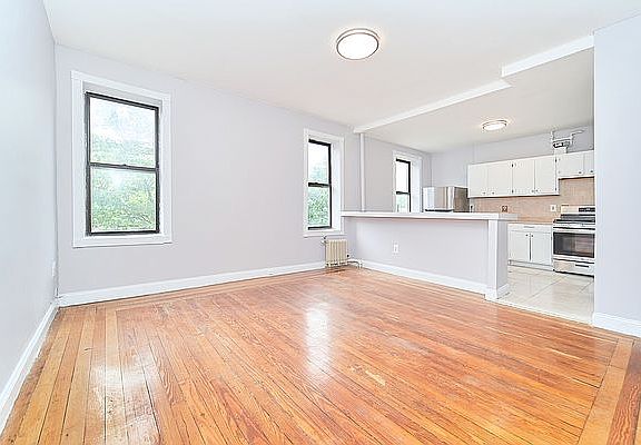 5th image of 561 Lenox Ave #16