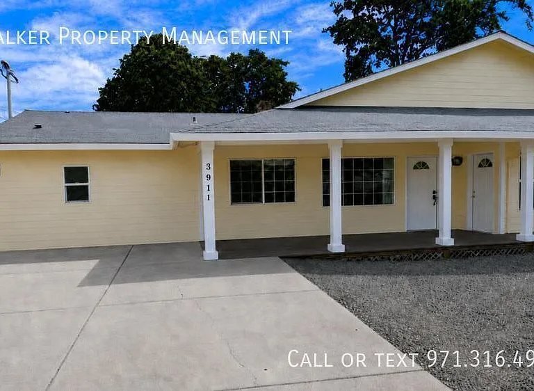 3911 NE Garden Dr — Photo 17