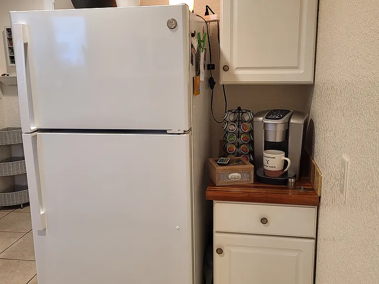 2501 Hydrangea St #1 — Photo 8