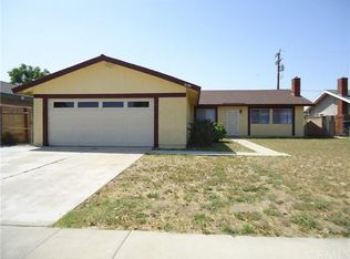 16389 Iris Dr, Fontana, CA 92335
