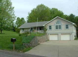45945 Roscoe Rd, Saint Clairsville, OH 43950