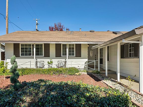 2nd image of 727 Cardigan Dr