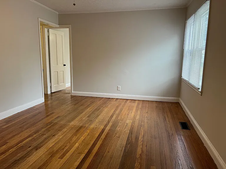471 Gift Ave SE — Photo 20