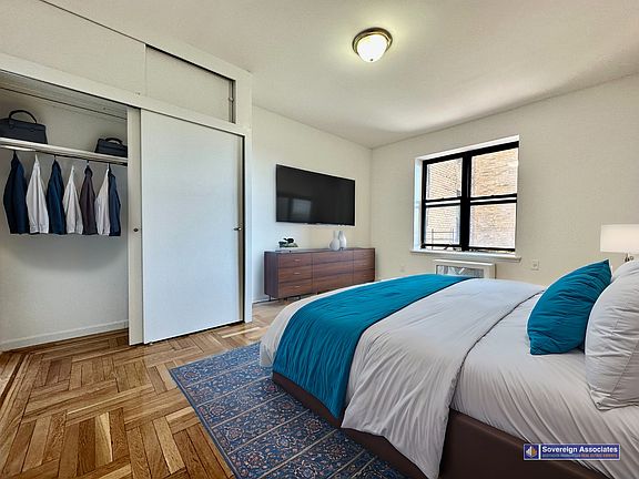 3rd image of 590 Fort Washington Ave #1NL