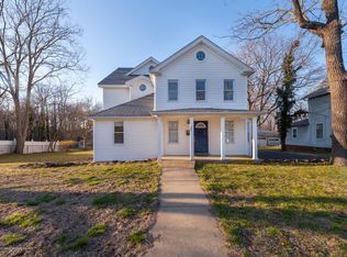 357 Lake Ave, Oakhurst, NJ