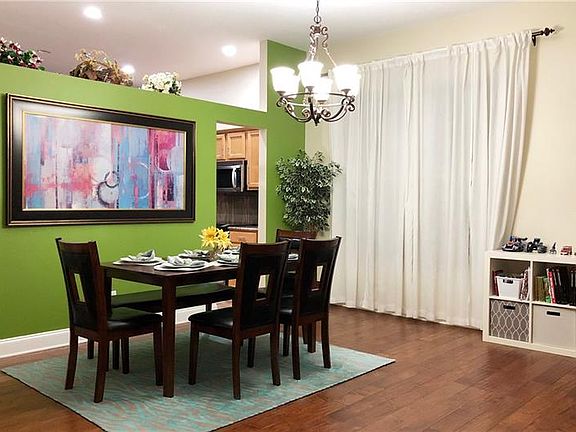 3rd image of 1187 Chessington Cir