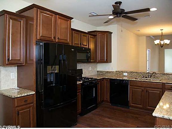 5th image of 935 Morattico Circle 13b Gln