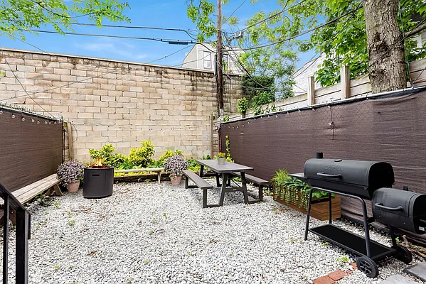 Rented by Compass | media 8