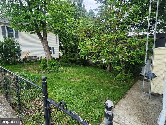 4th image of 312 Auburn St