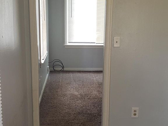 5th image of 2721 Azelda St