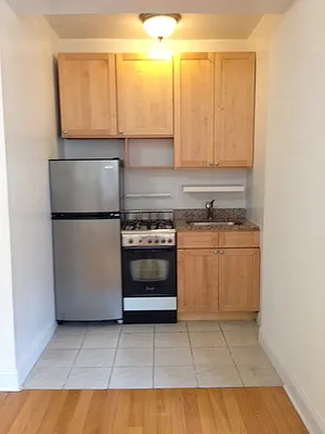 Rented by Beekman Street Realty | media 4
