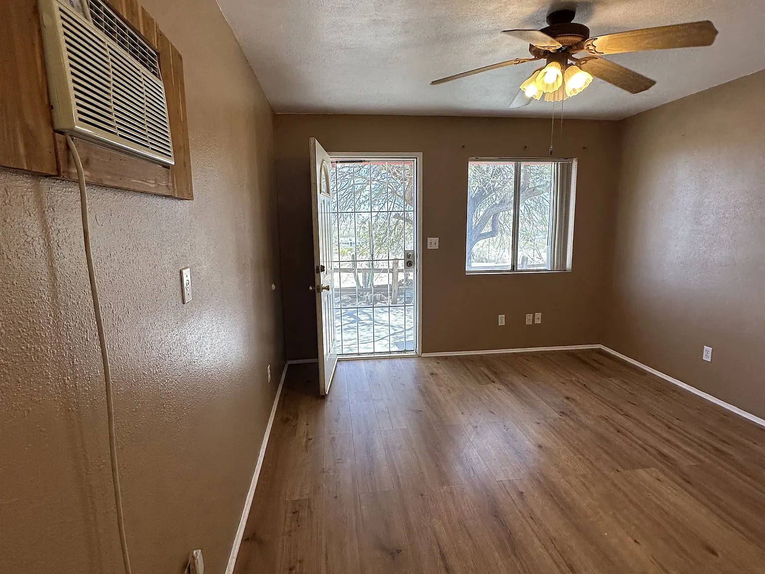 74153 Two Mile Rd — Photo 3