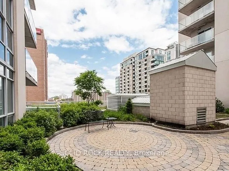 242 Rideau St #1805 — Photo 15