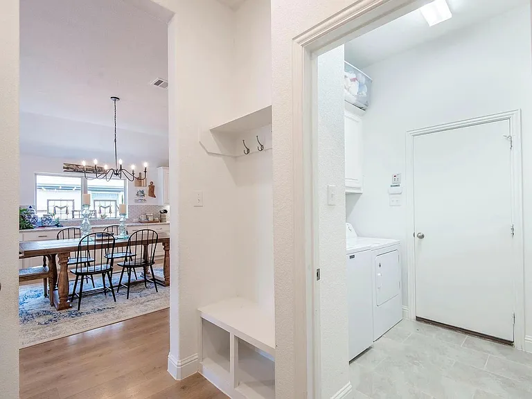 3415 Charleston Dr — Photo 20