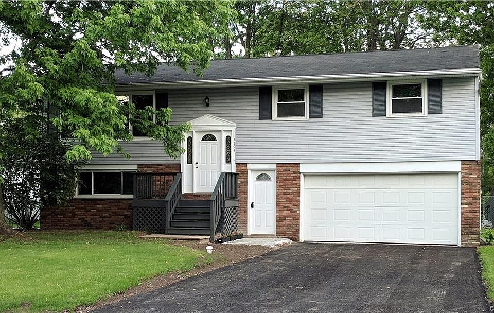 2nd image of 4794 Black Oak Dr