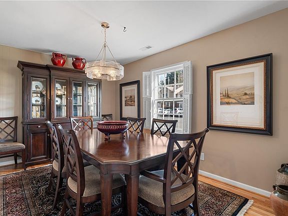 5th image of 2946 Saint Marks Rd APT I