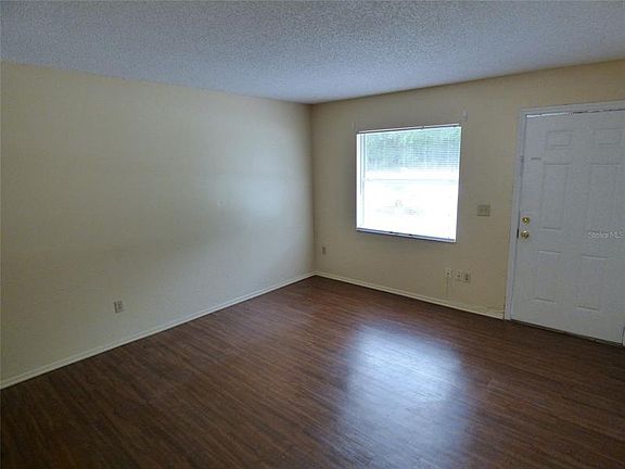 2nd image of 2206 Section Dr