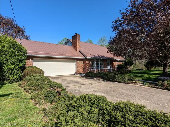 140 Vaughn Rd, Grantsville, WV 26147