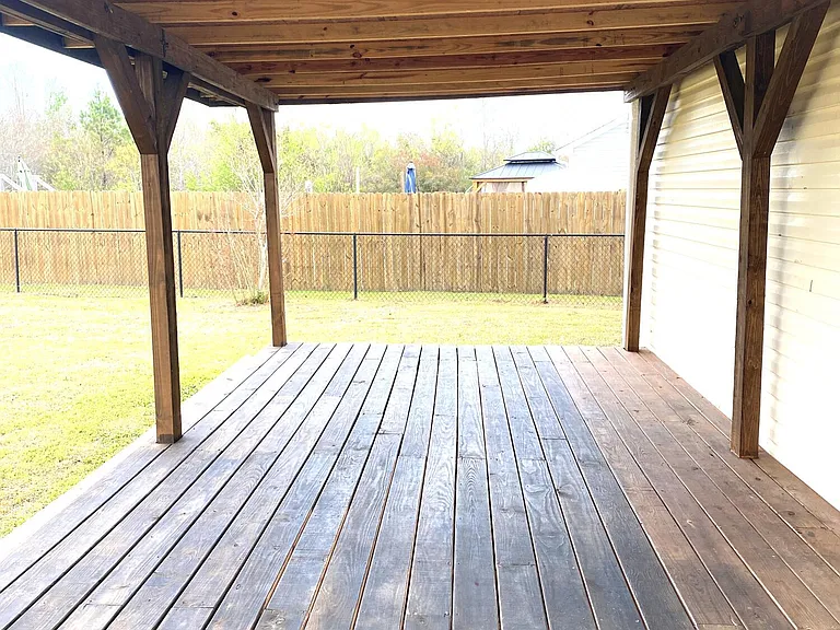125 Hardin Dr — Photo 17