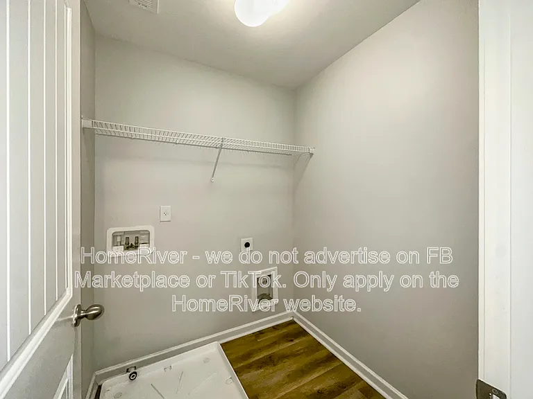 230 Daisy Cir — Photo 9