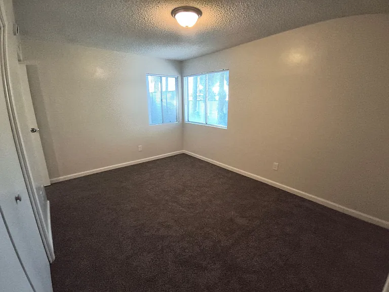 4140 Teal St — Photo 9