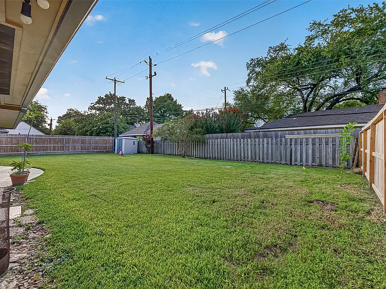 12930 Kimberley Ln — Photo 49