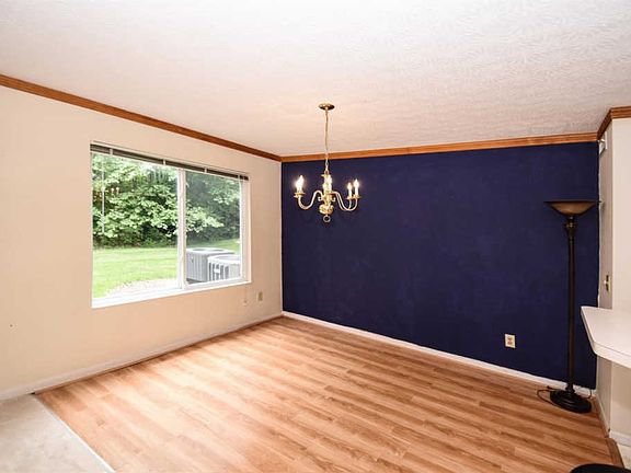 4th image of 4511 N Shore Dr