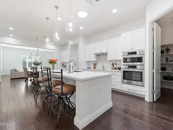 3031 E WILDHORSE Drive, Gilbert, AZ 85297