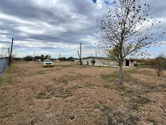4th image of 765 County Road 213