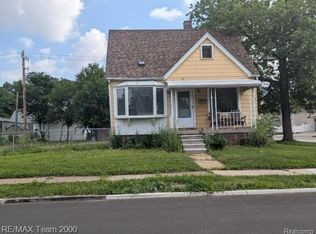 808 White Ave, Lincoln Park, MI 48146