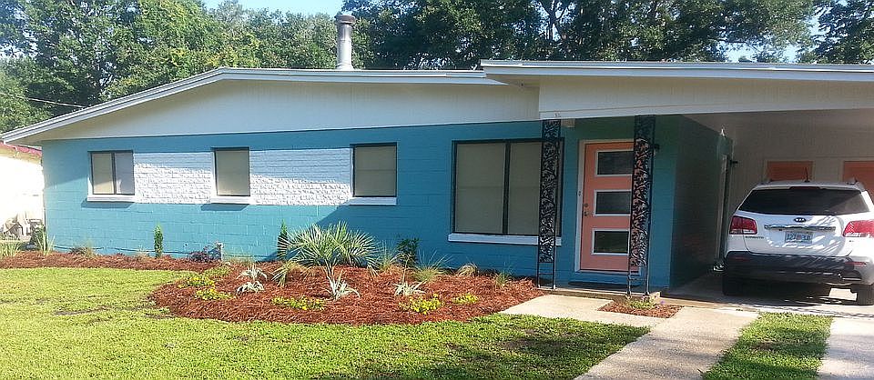 1st image of 910 Lake Terrace Ave