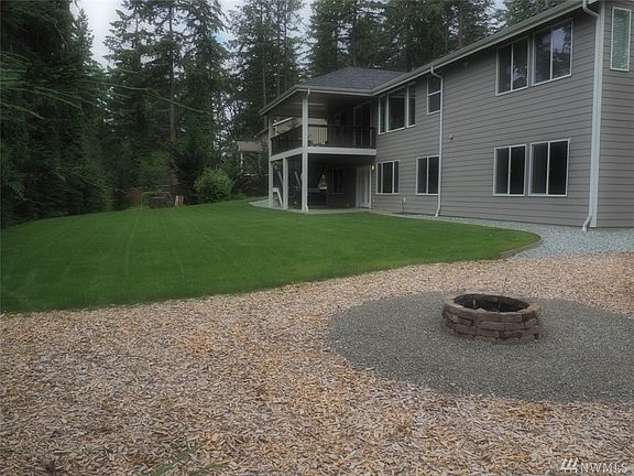 5th image of 11106 Interlaaken Dr SW