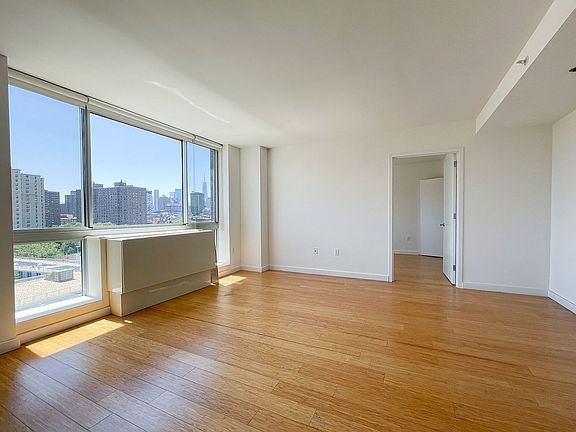 4th image of 310 E 2nd St APT 10G