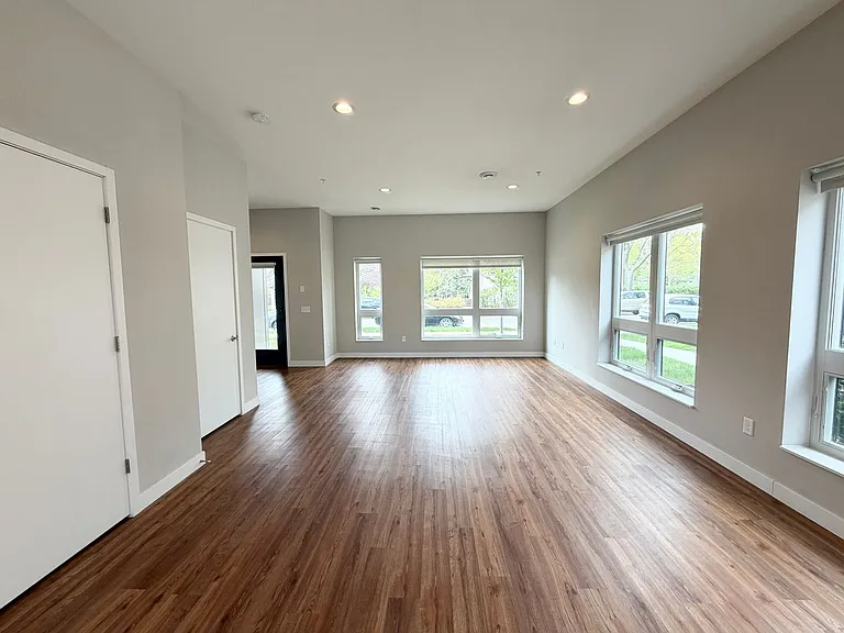 Lowry Row Homes — Photo 35