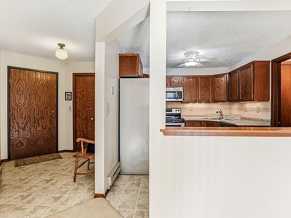 5th image of 1581 Wheelock Ln APT 101