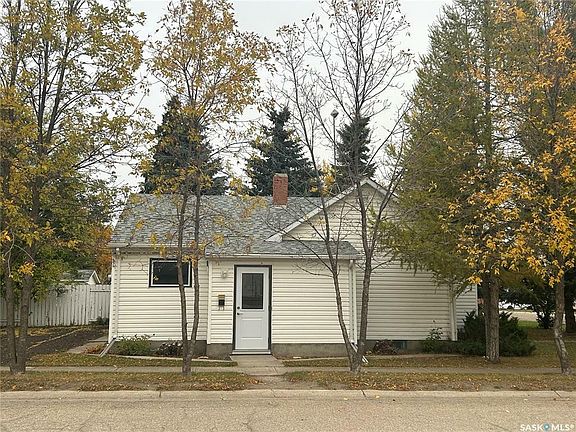 5th image of 603 6th St