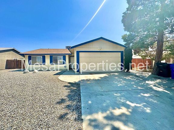2nd image of 15977 Puesta Del Sol Dr