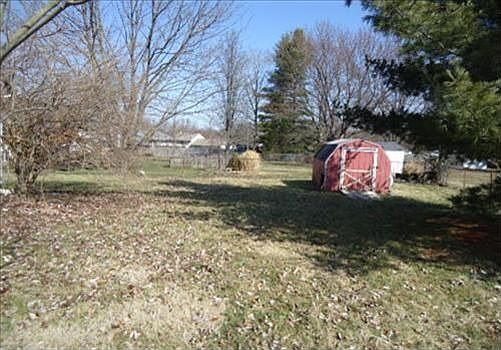 2nd image of 6688 Lynne Haven Ct
