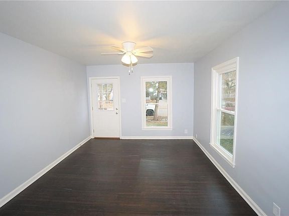3rd image of 4842 Hillside Ave